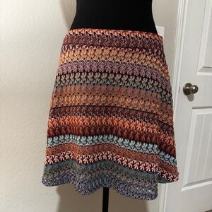 ❣️3 for $15 🛍️ Earth toned patterned mini skirt
